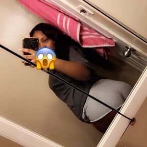 Meet your Posher, Leana